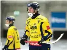  ?? Bild: KENT ENG ?? Fredrik Källqvist gjorde fem mål i derbyt mot Vargön.