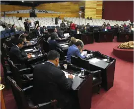  ?? JORGE SÁNCHEZ ?? Diputados locales durante la sesión de ayer en Pachuca.
