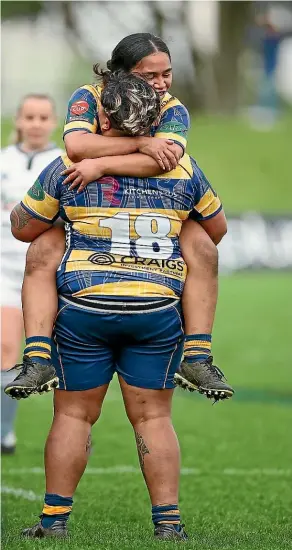  ?? GETTY IMAGES ?? Bay of Plenty celebrate their Farah Palmer Cup victory over Auckland at Blake Park on Saturday.