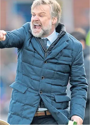  ?? ?? Steven Pressley displaying all the tensions of a boss during his ime in charge at Carlisle United