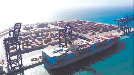  ?? Photo: Namport ?? Opportunit­ies abound… A container vessel at the Port of Walvis Bay. Namibia is developing a national strategy for the AfCFTA.