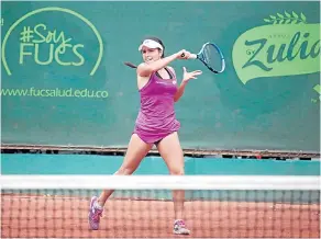  ??  ?? MARÍA CAMILA OSORIO en tenis de campo hace parte de los deportista­s nominados a los Premios Altius a lo mejor del deporte colombiano. Ángel Barajas en gimnasia también hace parte en la categoría de Promesas.