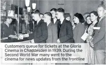  ??  ?? Customers queue for tickets at the Gloria Cinema
the news updates