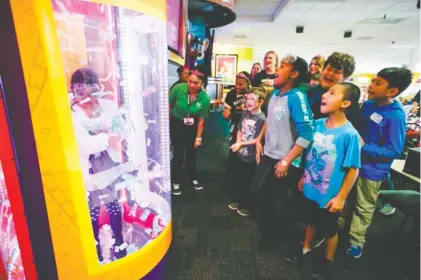  ?? PHOTO FROM CCI NEWSGATE ?? Some Chuck E. Cheese restaurant­s are hosting Sensory Sensitive Sundays, limiting crowds, lights, music and other stimuli that can overwhelm autistic children.