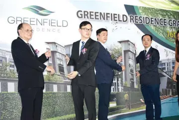  ??  ?? Greenfield City Sdn Bhd owners and directors. (From left) Father and son duo, Pong Chow Hin and Pong Vui Seng as well as brothers, Wong Keng Siong and Wong Keng Ming at the Greenfield Residence grand launch in Lintas Jaya Uptownship here yesterday.