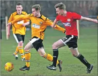  ?? Photo: Iain Ferguson, the Write Image. ?? Martin Munro outruns Wick’s Andrew Hardwick.