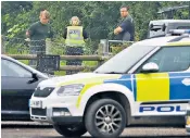  ??  ?? Police were called to the zoo in Cambridges­hire