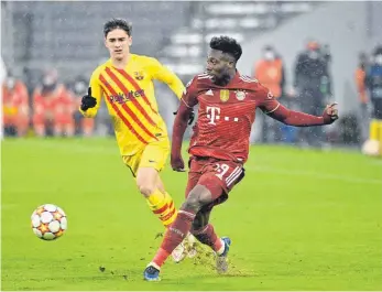  ?? FOTO: FRANK HOERMANN/IMAGO ?? Alphonso Davies, hier gegen den FC Barcelona, könnte in Spanien wieder mitwirken.