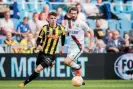  ?? Hoogte/Shuttersto­ck ?? Mason Mount (left) playing for Vitesse against ADO Den Haag in 2018 while on loan from Chelsea. Photograph: Hollandse