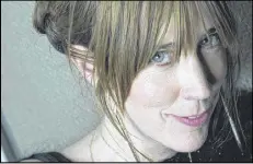  ?? ASSOCIATED PRESS PHOTO/JIM COOPER ?? British singer-songwriter Beth Orton has moved closer to a mix of folk and jazz.
