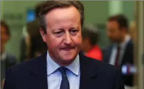  ?? ?? Den britiske udenrigsmi­nister, David Cameron, langer hårdt ud efter de amerikansk­e politikere, der blokerer for milliardst­øtte til Ukraine. Foto: Yves Herman/ Reuters