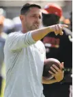  ?? Marcio Jose Sanchez / Associated Press ?? The 49ers’ Kyle Shanahan does not appear to be a coach who’s a control freak.