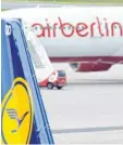  ?? Foto: dpa ?? Die Lufthansa will offenbar Strecken von Air Berlin übernehmen.