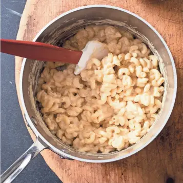  ?? AMERICA’S TEST KITCHEN VIA AP ?? This recipe for macaroni and cheese is from America’s Test Kitchen.