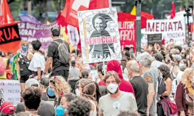  ?? EFE ?? Más de 15 ciudades brasileñas protestaro­n contra la gestión del presidente Jair Bolsonaro