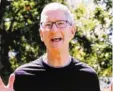  ?? Foto: Christoph Dernbach, dpa ?? Der Konzern von Apple-ceo Tim Cook hat sich für ein Werbevideo entschuldi­gt.