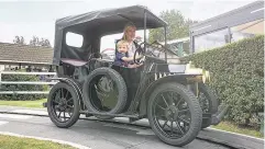  ??  ?? Classic cars at Drayton Manor Park.