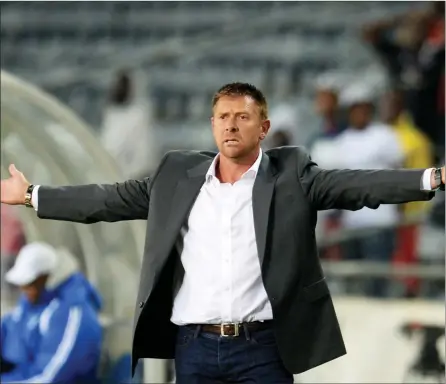  ??  ?? Umqeqeshi weMaritzbu­rg United u-Eric Tinkler