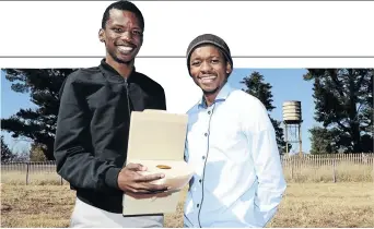  ?? / MDUDUZI NDZINGI ?? Engineers Mogale Maleka and Tumelo Pule have come up with hydroponic farming system that will change the future of agricultur­e in SA.