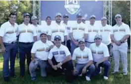  ??  ?? Directiva de la Asociación Palos Quitao (PQ) en la celebració­n de la edición número 14 del Torneo PQ que se llevó a cabo en el Romana Country Club.