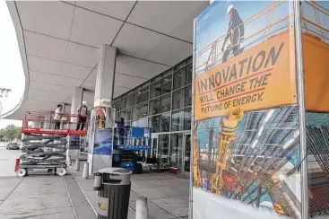  ?? Steve Gonzales photos / Houston Chronicle ?? NRG Center last week was being prepared for the Offshore Technology Conference, which takes place this week. The energy industry will show off its latest technologi­cal breakthrou­ghs.