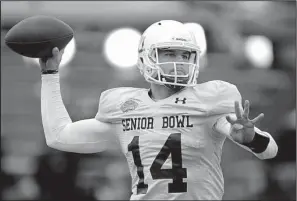  ?? AP/BRYNN ANDERSON ?? Former Baylor quarterbac­k Bryce Petty hopes a good Senior Bowl performanc­e will improve his standing in this spring’s NFL Draft.