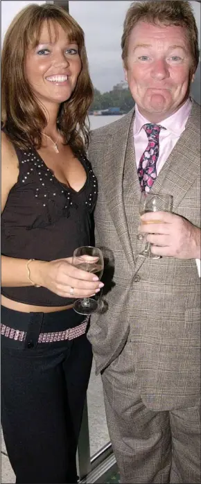  ??  ?? Jim Davidson with his fifth wife Michelle Cotton, 17 years his junior