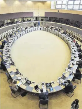  ?? Jennifer Jacquemart / Europa Press ?? Vista general de la reunió setmanal de la Comissió Europea, el dia 12, a Brussel·les.