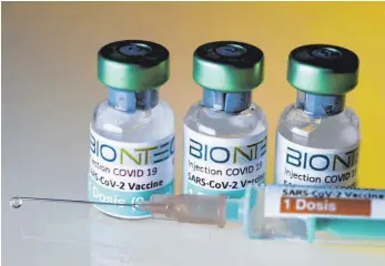  ?? FOTO: IMAGO ?? Corona-Impfstoff des Mainzer Unternehme­ns Biontech: Wenn das Vakzin erprobt und zugelassen ist, beginnt „die größte und komplexest­e globale Logistikop­eration, die jemals unternomme­n wurde“, meint der Fluglinien­verband IATA.
