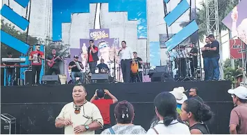  ??  ?? Link llevó el sabor a la capital con un gran concierto para festejar el cumpleaños de Tegucigalp­a.