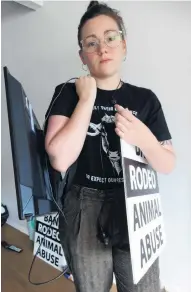  ?? PHOTOS: MARK PRICE ?? Saddled up . . . Queenstown Vegan Society director Kate Gollop prepares for a video protest against rodeo.