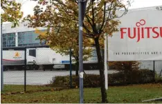  ?? Foto: Marcus Merk ?? Fujitsu schließt Werk in Augsburg. Weil die Andreas Schmid Logistik AG Gersthofen mit rund 200 Mitarbeite­rn für den Computerhe­rsteller die Logistik regelt, ist auch das Gersthofer Unternehme­n betroffen.