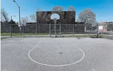  ?? BARRY GRAY THE HAMILTON SPECTATOR ?? The basketball court in Woodlands Park that is getting a profession­al upgrade thanks to Arkells.