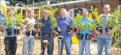  ?? Picture: Paul Amos FM2629608 ?? Volunteers with some of the plants which will make up the garden – Andy Hyde, project manager, Ray Wheeler, Stuart Ribbands, Gareth Wood, Steve Purvis and John Gledhill