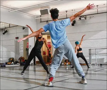  ?? PHOTOS BY NICOLE TINTLE/ ALVIN AILEY AMERICAN DANCE THEATER ?? American Dance Theater performers rehearse for the premiere of resident choreograp­her Jamar Roberts’ “A Jam Session for Troubling Times,” inspired by jazz great Charlie Parker.
