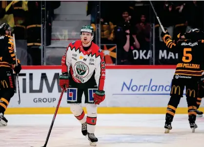  ?? BILD: OLA WESTERBERG ?? Linus Högberg deppar efter förlust i semifinal nummer sju mot Skellefteå AIK.