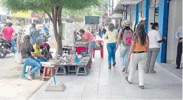  ?? Foto Archivo La Opinión ?? La pandemia desmejoró los ingresos de los cucuteños y ahora hay más pobres y menos ricos. /