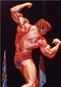  ?? ?? ●●Arnold Schwarzene­gger flexes his muscles onstage in the 1970s.