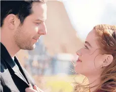  ?? LIONSGATE ?? Skylar Astin as Max and Jane Levy as Zoey in “Zoey’s Extraordin­ary Playlist.”