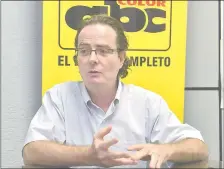  ??  ?? Miguel Carter, investigad­or paraguayo-norteameri­cano aporta valiosas conclusion­es al debate sobre Itaipú.