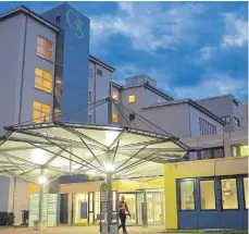  ?? ARCHIVFOTO: OSK ?? Die Lage am Westallgäu-Klinikum in Wangen hat sich aufgrund steigender Corona-Zahlen bisher nicht wesentlich entspannt.