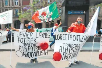  ?? ALEJANDRO AGUILAR ?? Durante la discusión se realizaron manifestac­iones afuera de la Corte