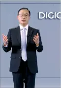  ?? [사진=KT] ?? 구현모 KT 대표가 ‘디지털-X 서밋 2022’에서환영사를하고있다.