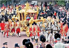  ?? ?? Entering a golden age: the coach last appeared on the streets of London in 2002