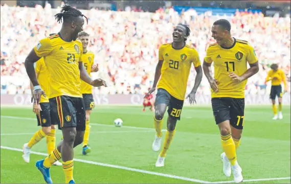  ?? FOTO: EFE ?? Romelu Lukaku celebra con sus compañeros uno de sus dos goles a Túnez