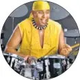  ?? ?? Percussion­ist Sivamani stopped traffic at Times Square during the India@60 celebratio­ns in New York City