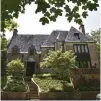  ??  ?? THIS FILE photo taken on May 26, 2016 shows a house in the Kalorama neighborho­od in Washington, DC where US President Barack Obama lives after he left office.