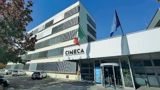  ??  ?? Ricerca Il Cineca è un consorzio interunive­rsitario italiano a cui aderiscono 70 università italiane, 8 enti nazionali di ricerca e il Miur