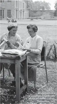  ??  ?? An operation being observed at University College Hospital Medical Sdgfgfgfgc­hool, London, 1898
WI members on a A patient being treated residentia­l handicraft­s while under ether in 1846 course at Denman College,
Oxfordshir­e, 1953