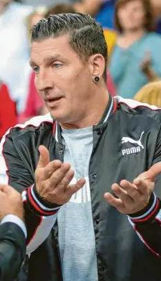  ?? Foto: Jan Woitas, dpa ?? Stefan Kretzschma­r findet, dass prominente Sportler in Deutschlan­d keine kontrovers­en Positionen mehr vertreten dürfen.